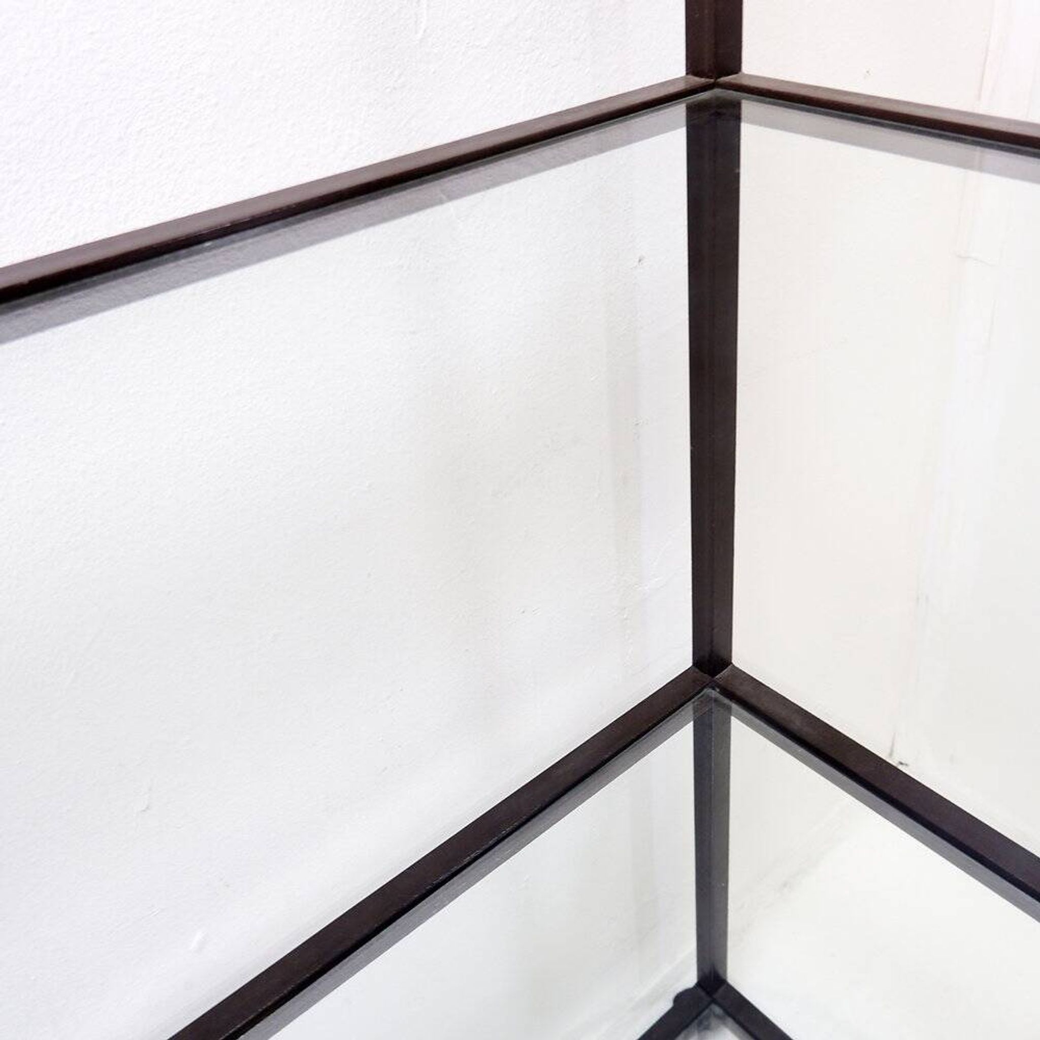 Étagères vintage style pagode en métal noir