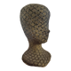 Tête à chapeau