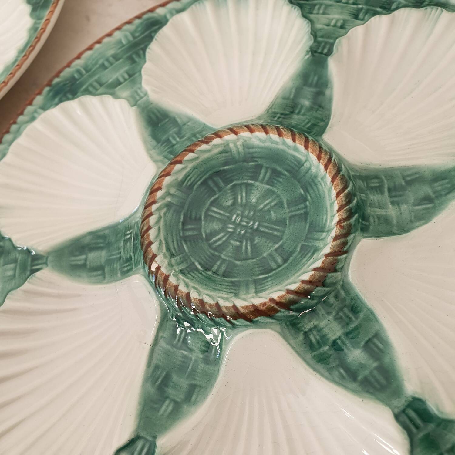 Longchamps oyster and shellfish plates