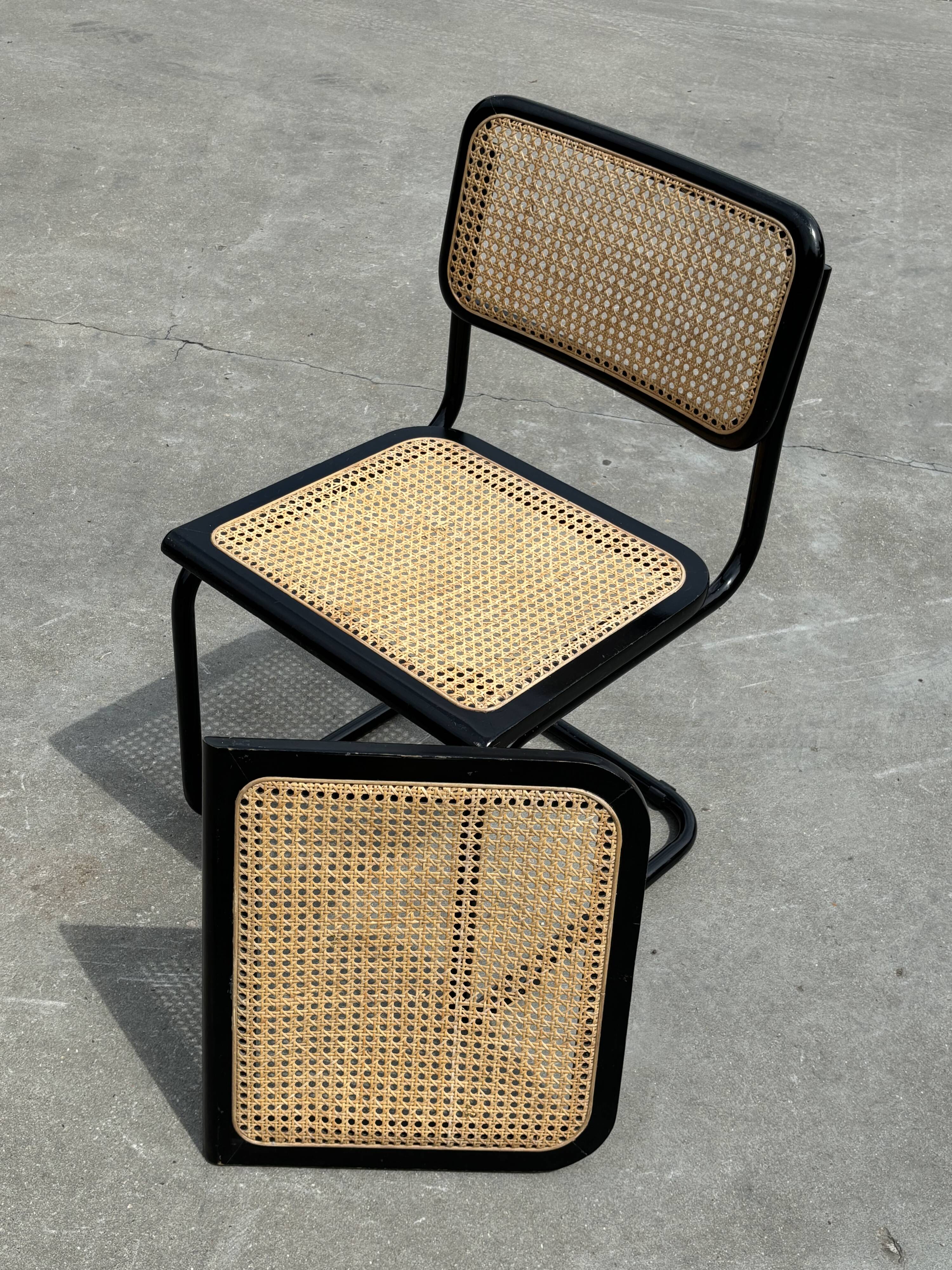 Vintage Cesca design chair b32 black model