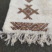 Handmade knotted Berber Moroccan wool rug 170x225cm