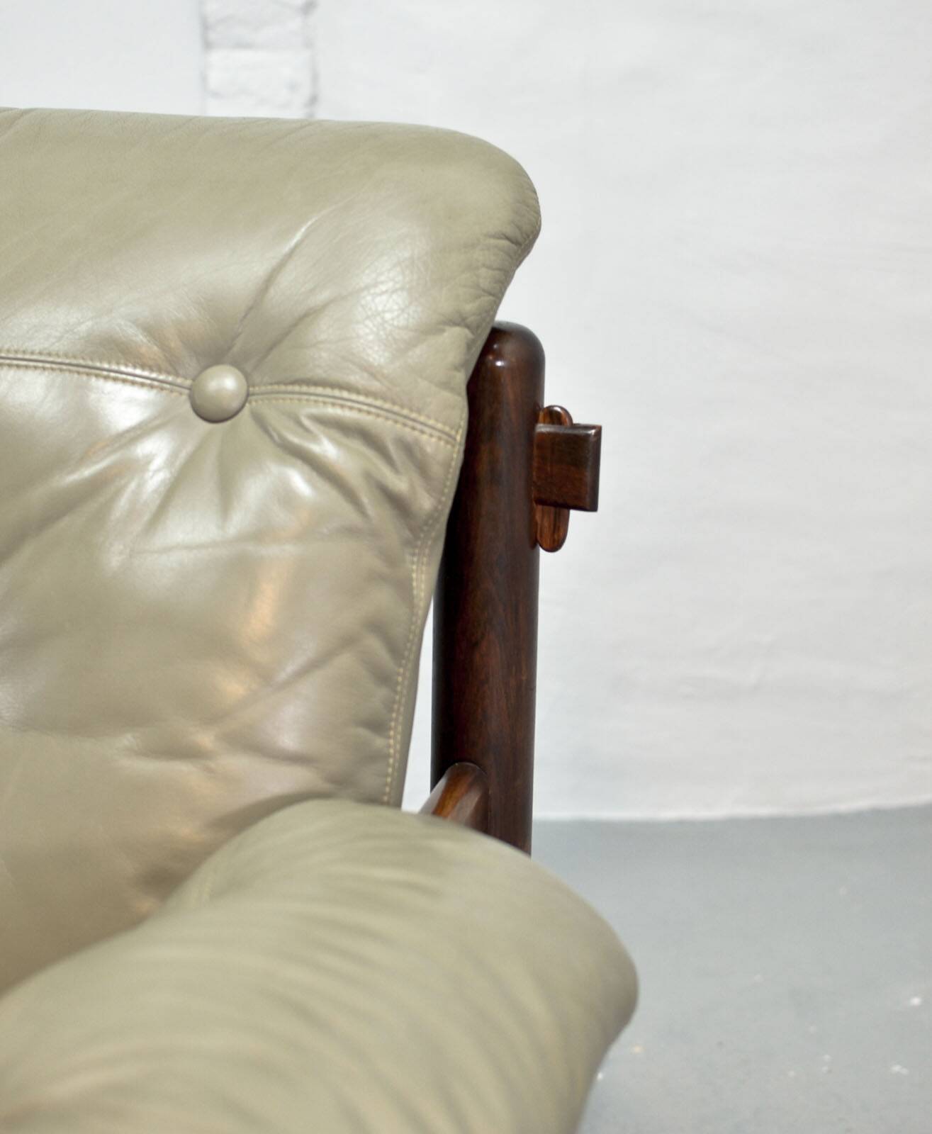 Jean Gillon Brazilian Jacarandá Wooden 3-Seat Sofa for Woodart, Brazil, 60s