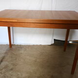 Scandinavian teak extension table from the 60s