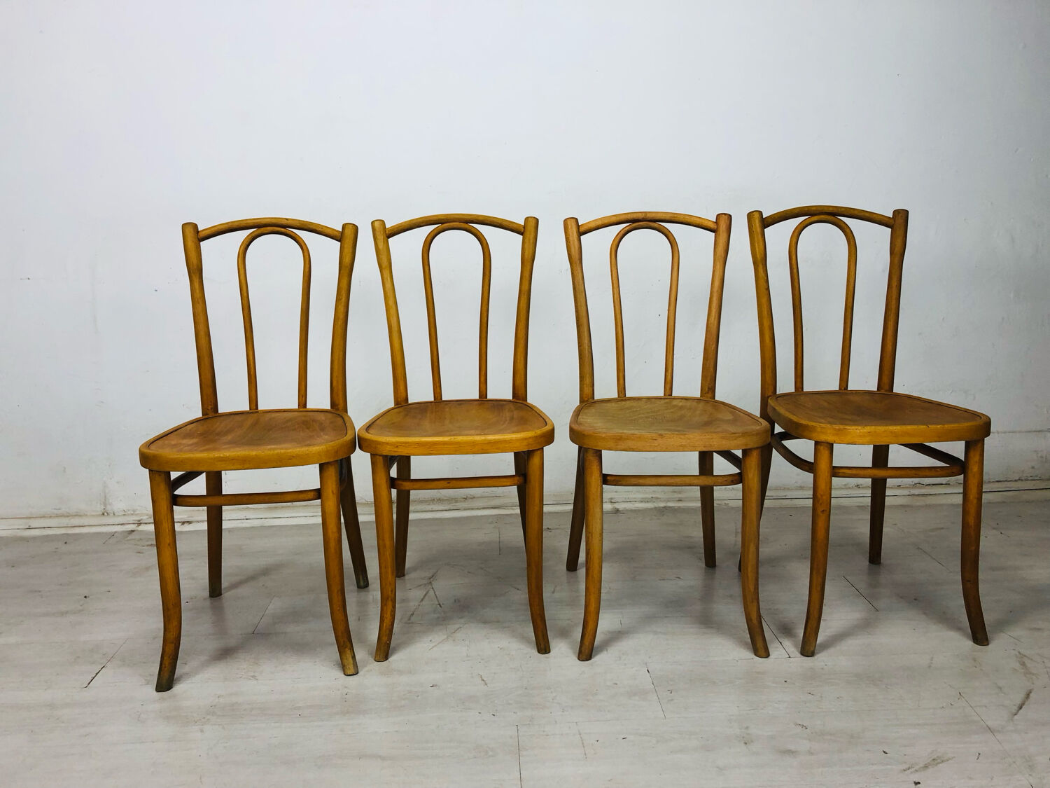 Chairs bistrot thonet