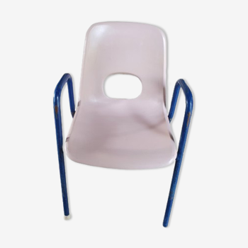 Kindergarten chair