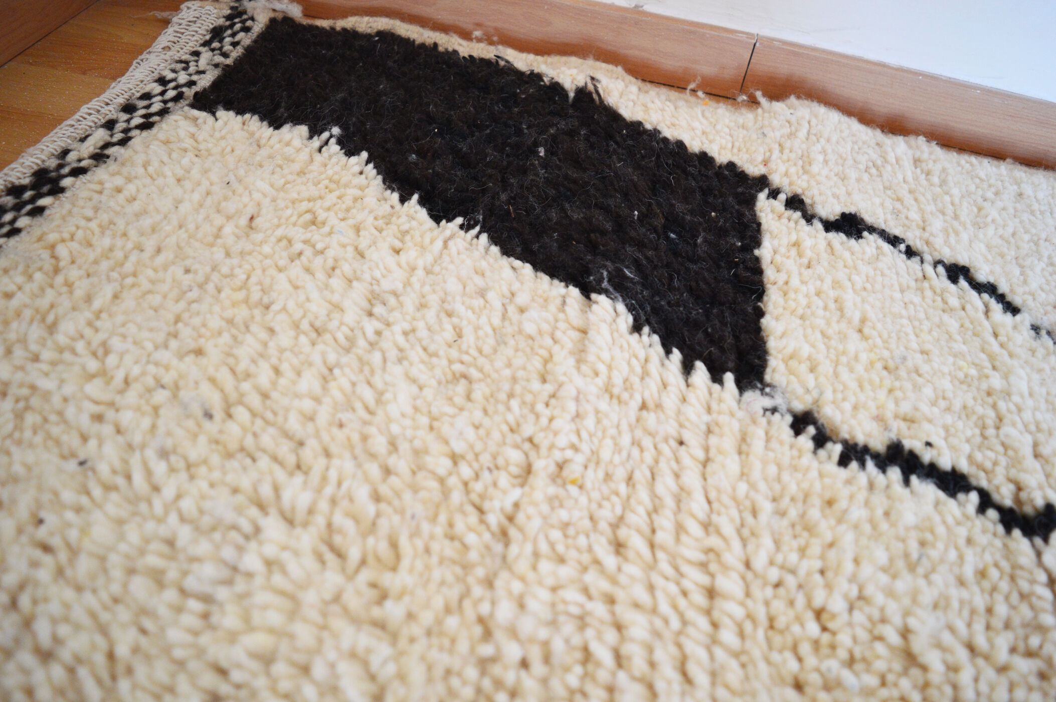 Moroccan berber carpet 250x150cm