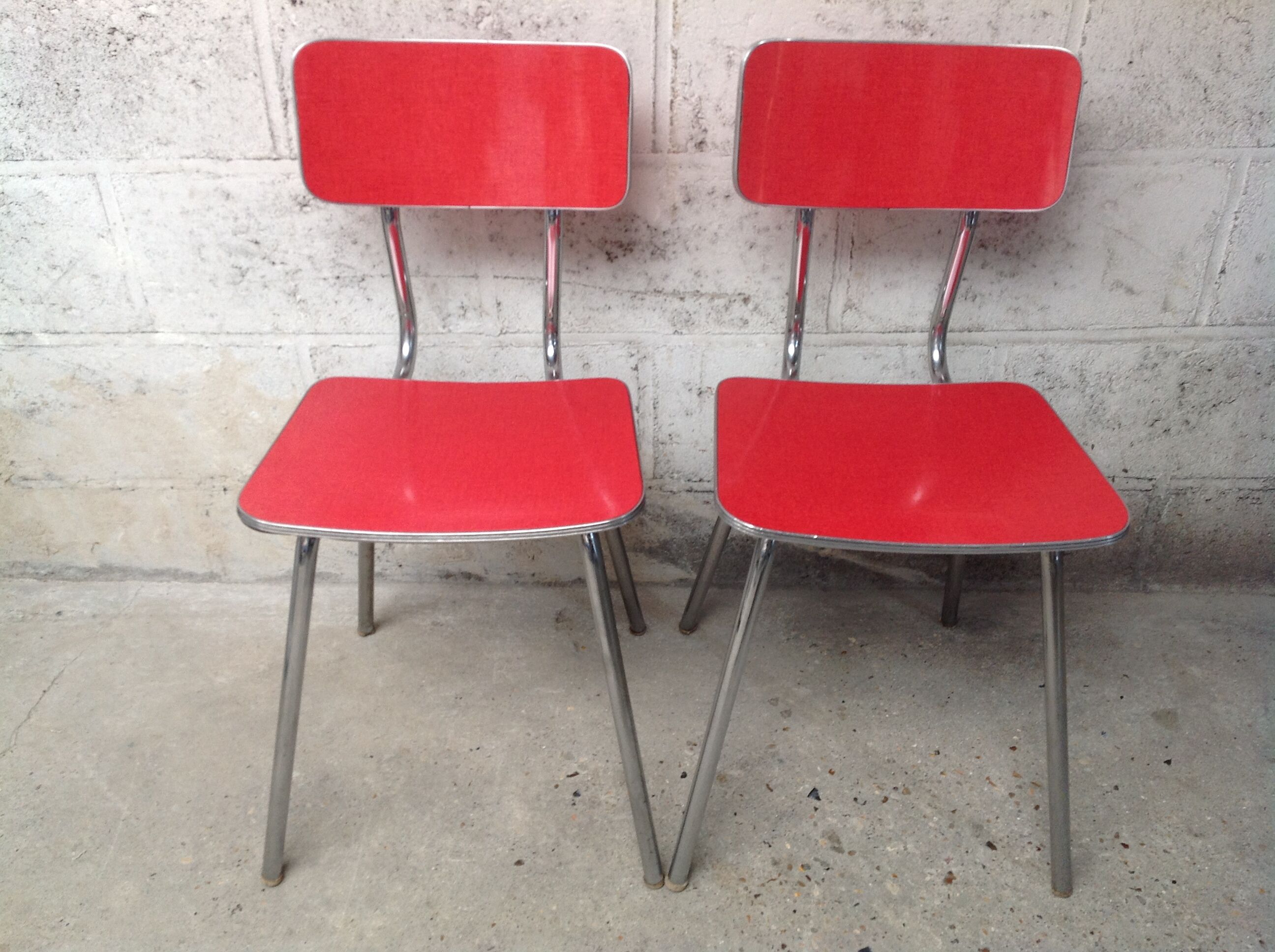 Formica chairs and Plastilux aluminum