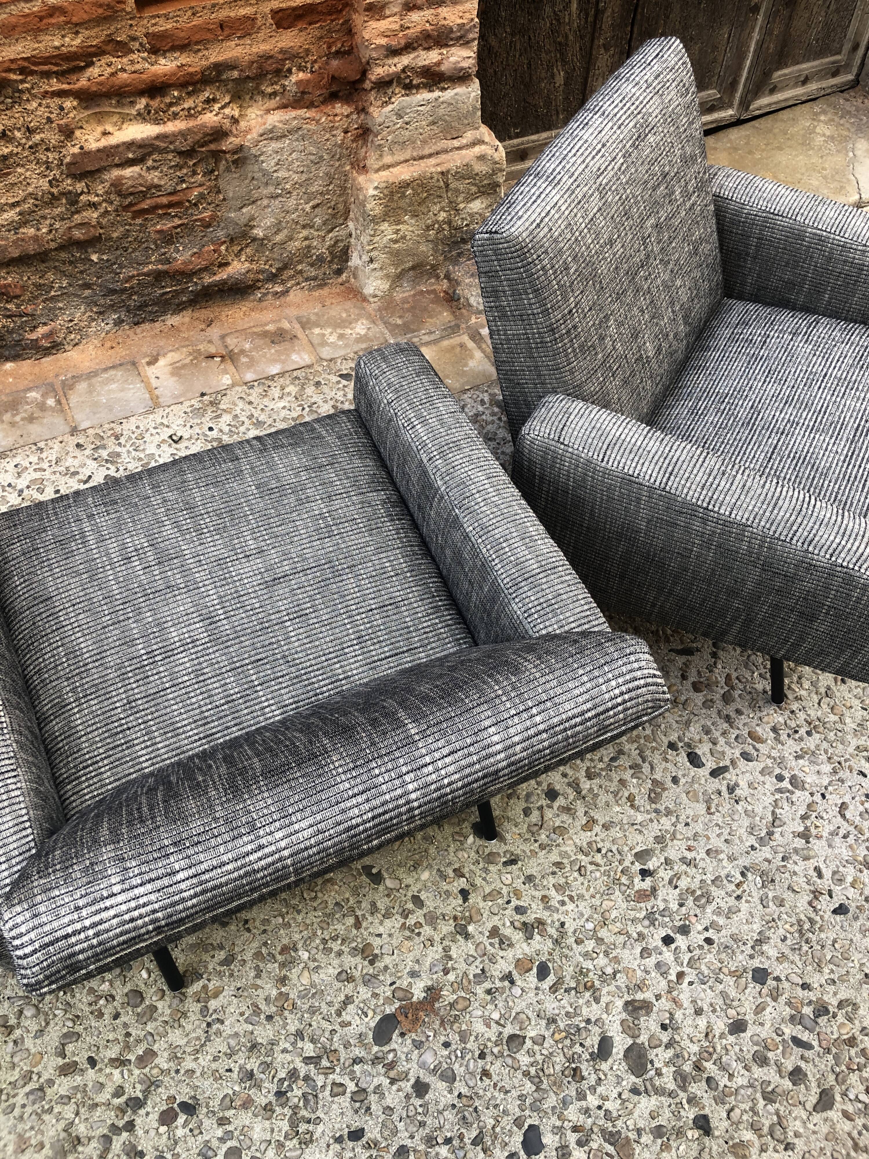 Paire de fauteuils 743 Joseph andré Motte Steiner