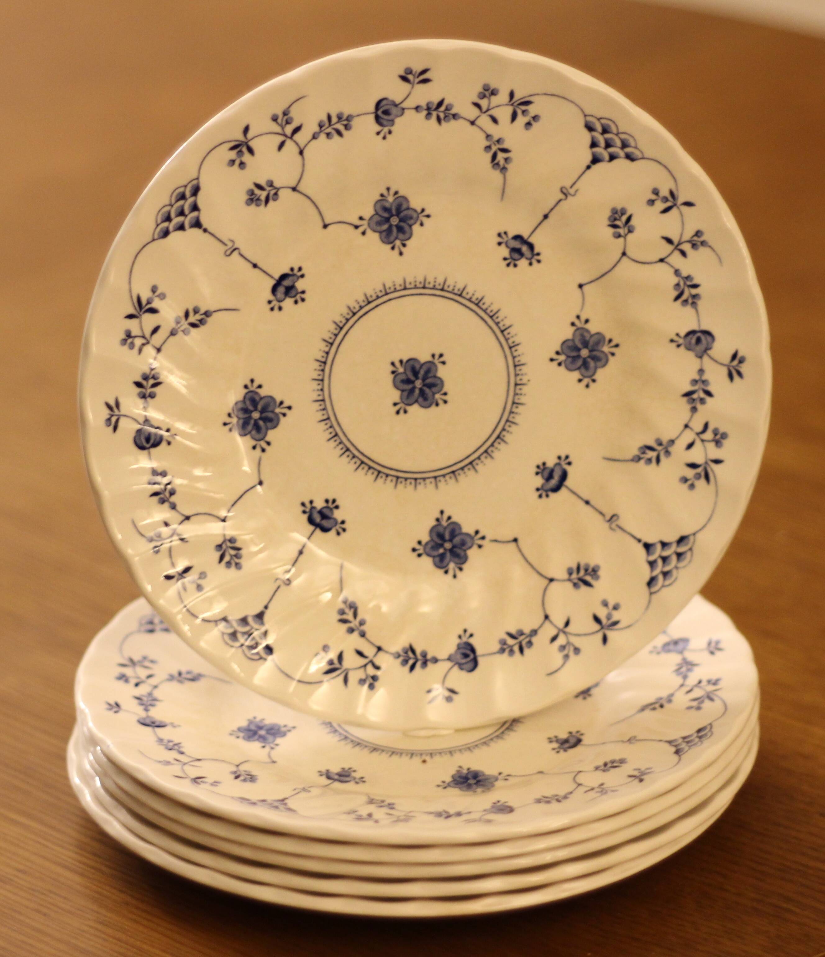 6 Myott Finlandia dessert plates