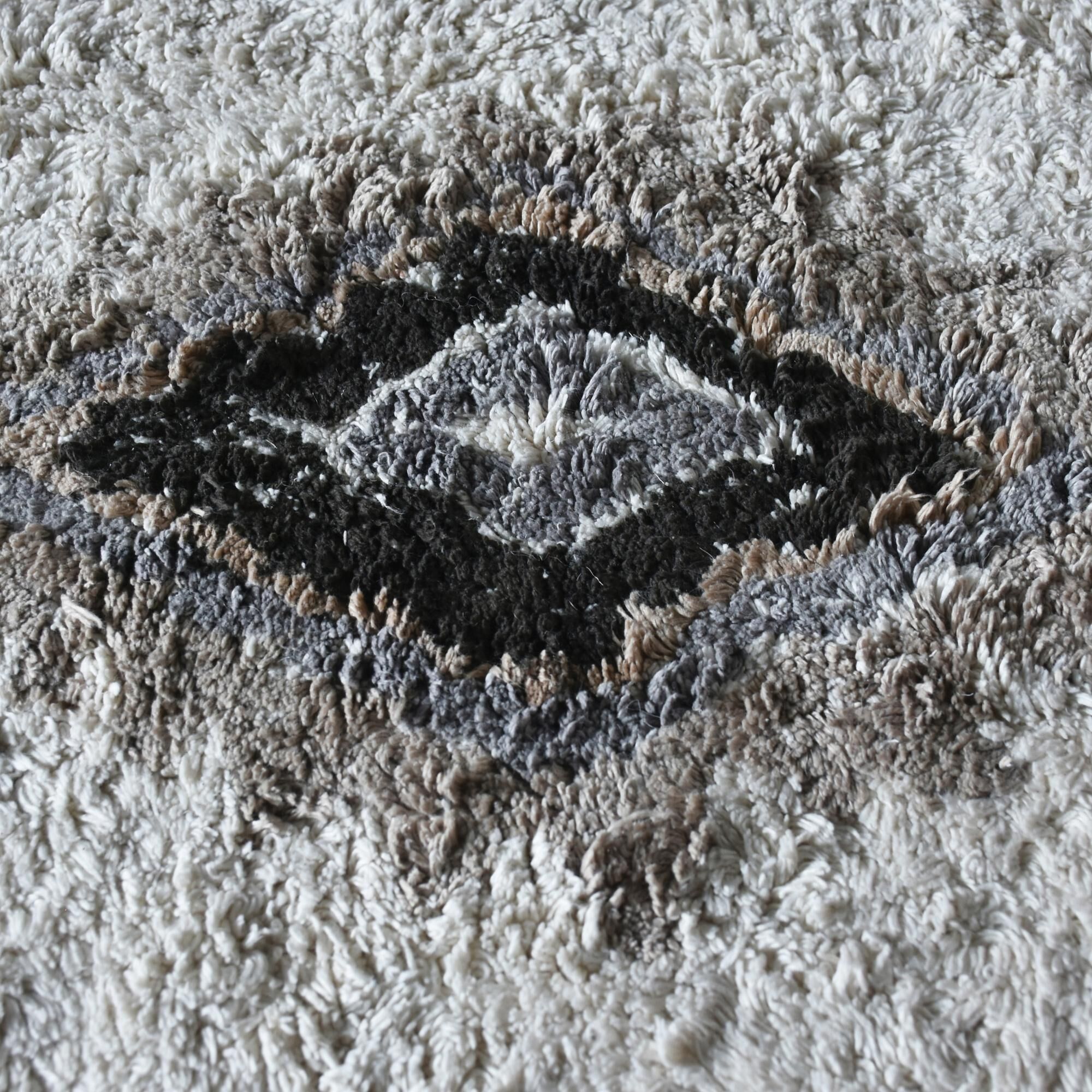 Berber carpet 160x230 cm white colorful patterns