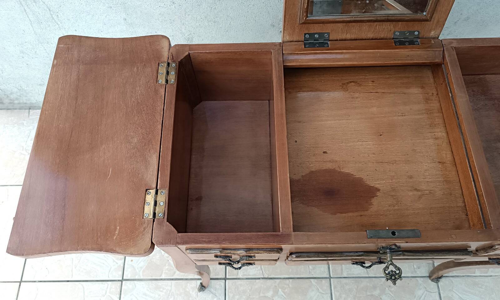 Louis XV style work table in walnut veneer