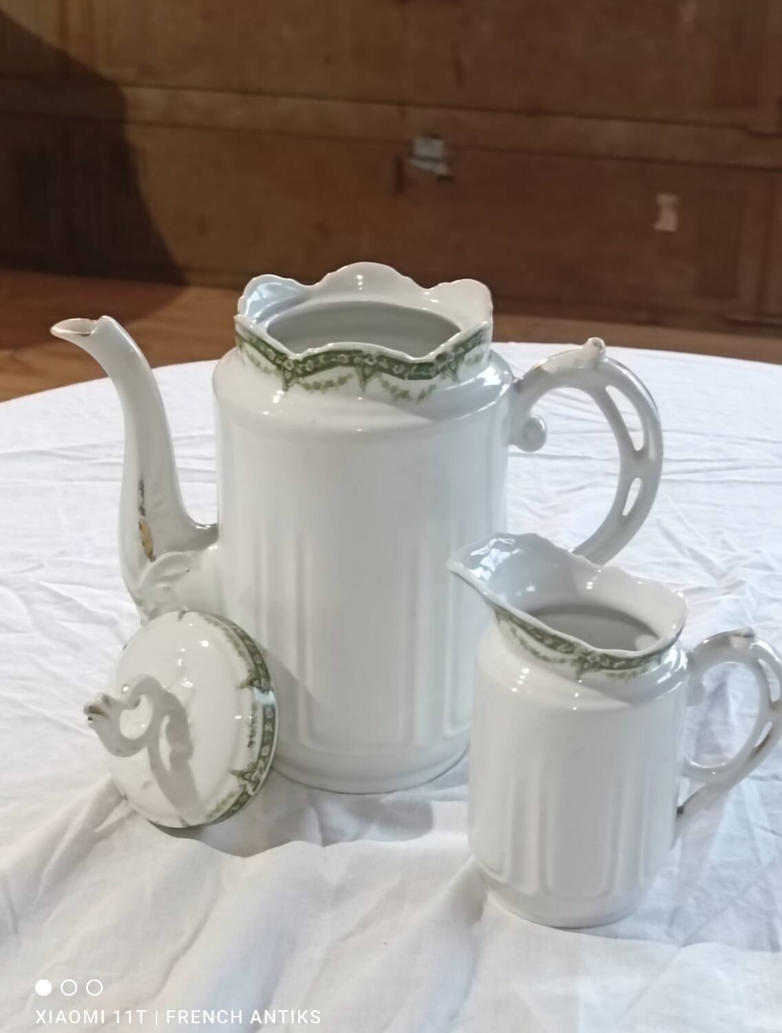 Coffee pot and milk jug in Limoges porcelain, France, early 20th century