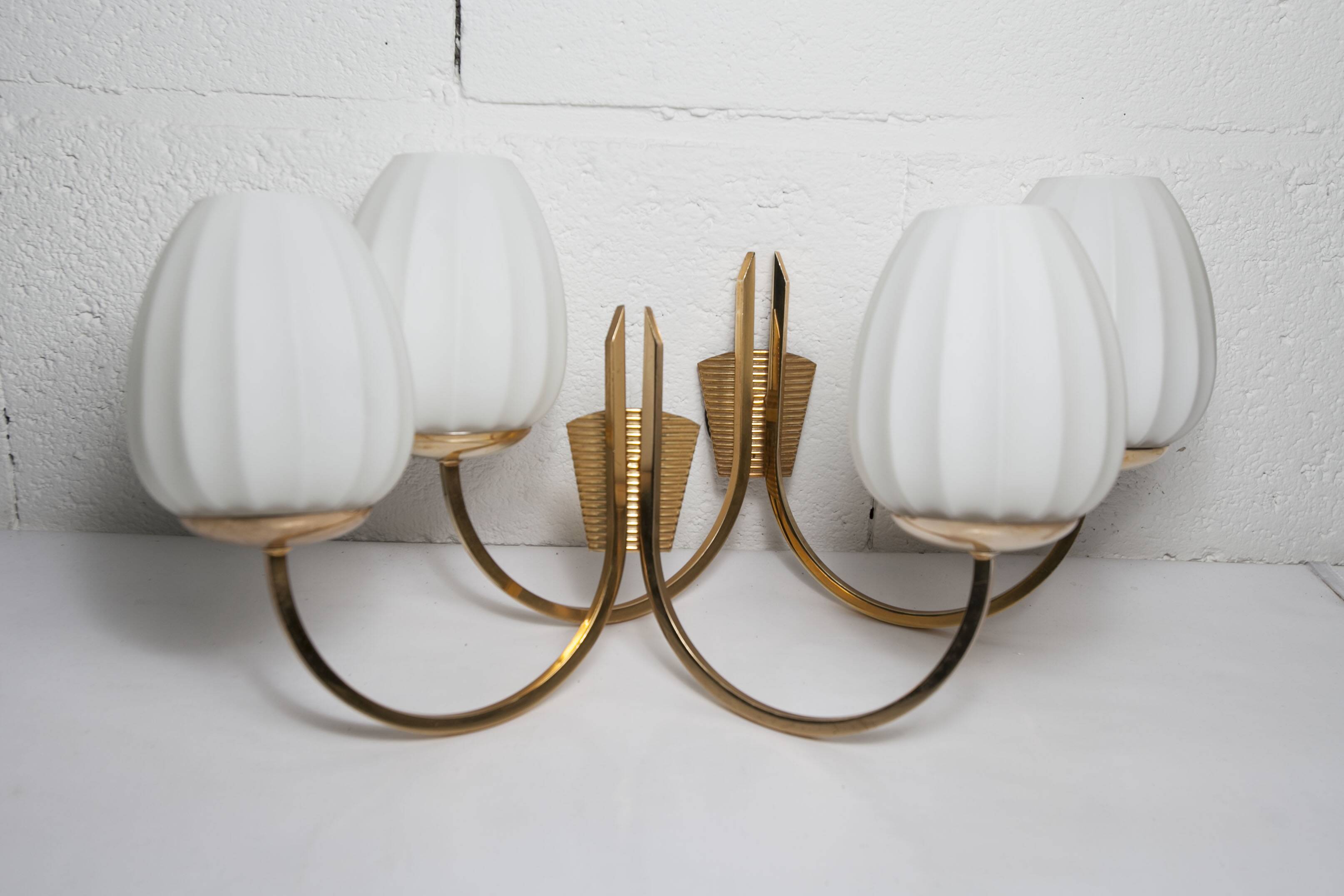 Pair of 1960 opaline and brass wall lights from Italy