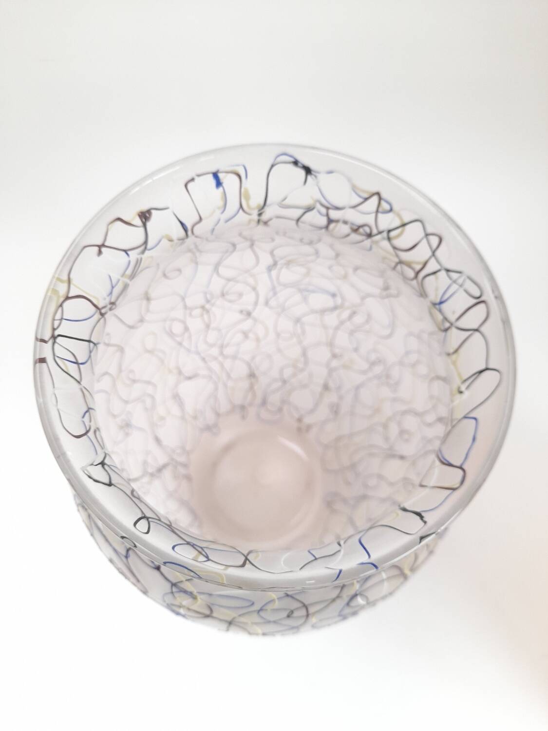 Large glass vase from Murano with coloured filaments.