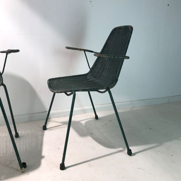 Chaises modele ''Le Panier'' par Gian Franco Legler