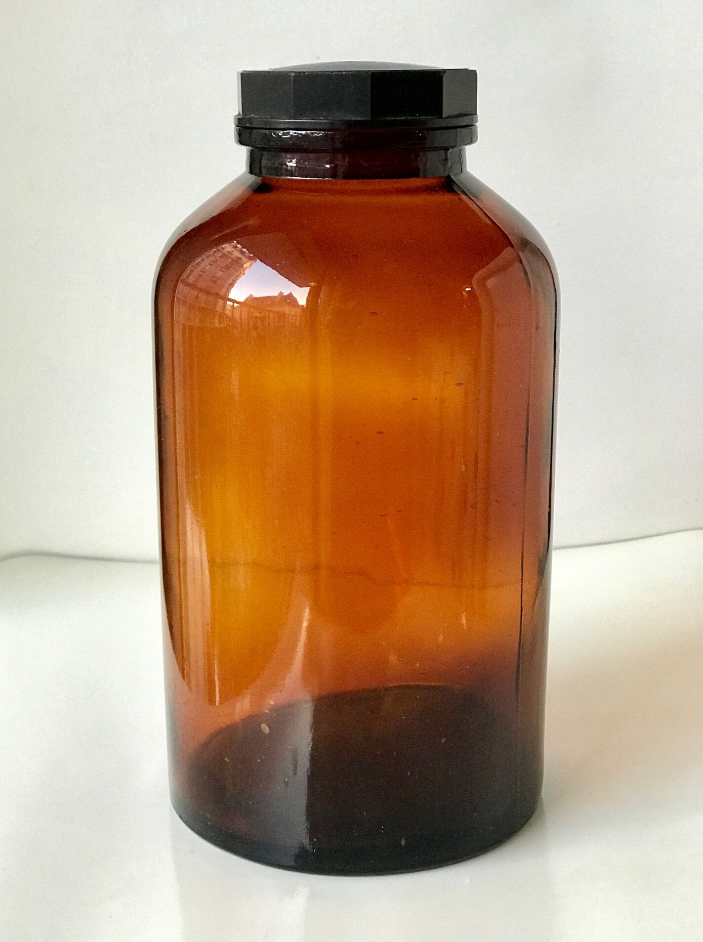 Bottle pharmacy in amber glass