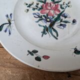 Set of 2 old ceramic plates with flower bouquet patterns