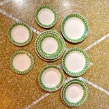Service de 12 assiettes anciennes à pois pour 4 personnes