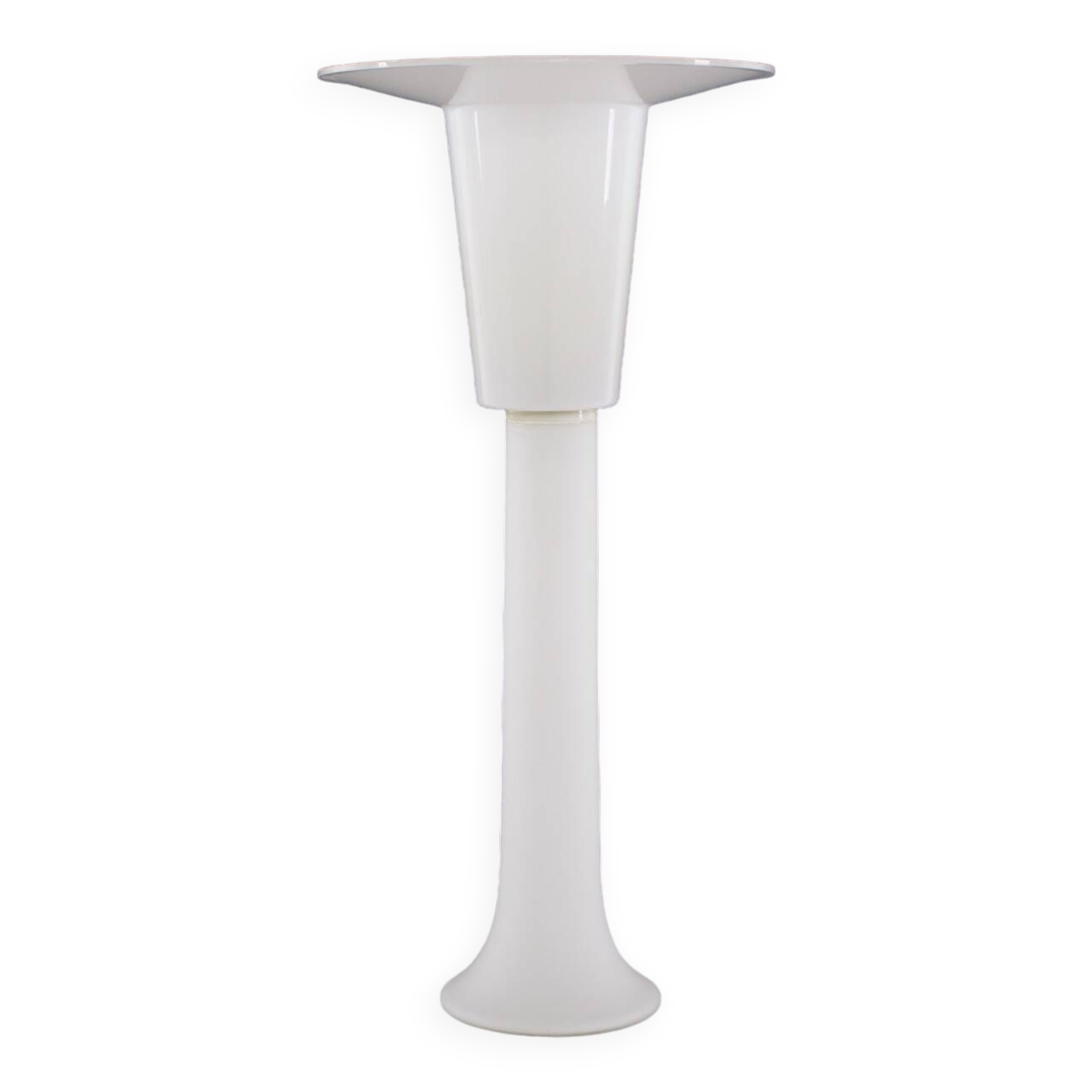 Large Luxus Sweden lamp.