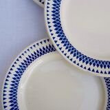 Badonviller set of 6 flat plates blue geometric decoration on cream background