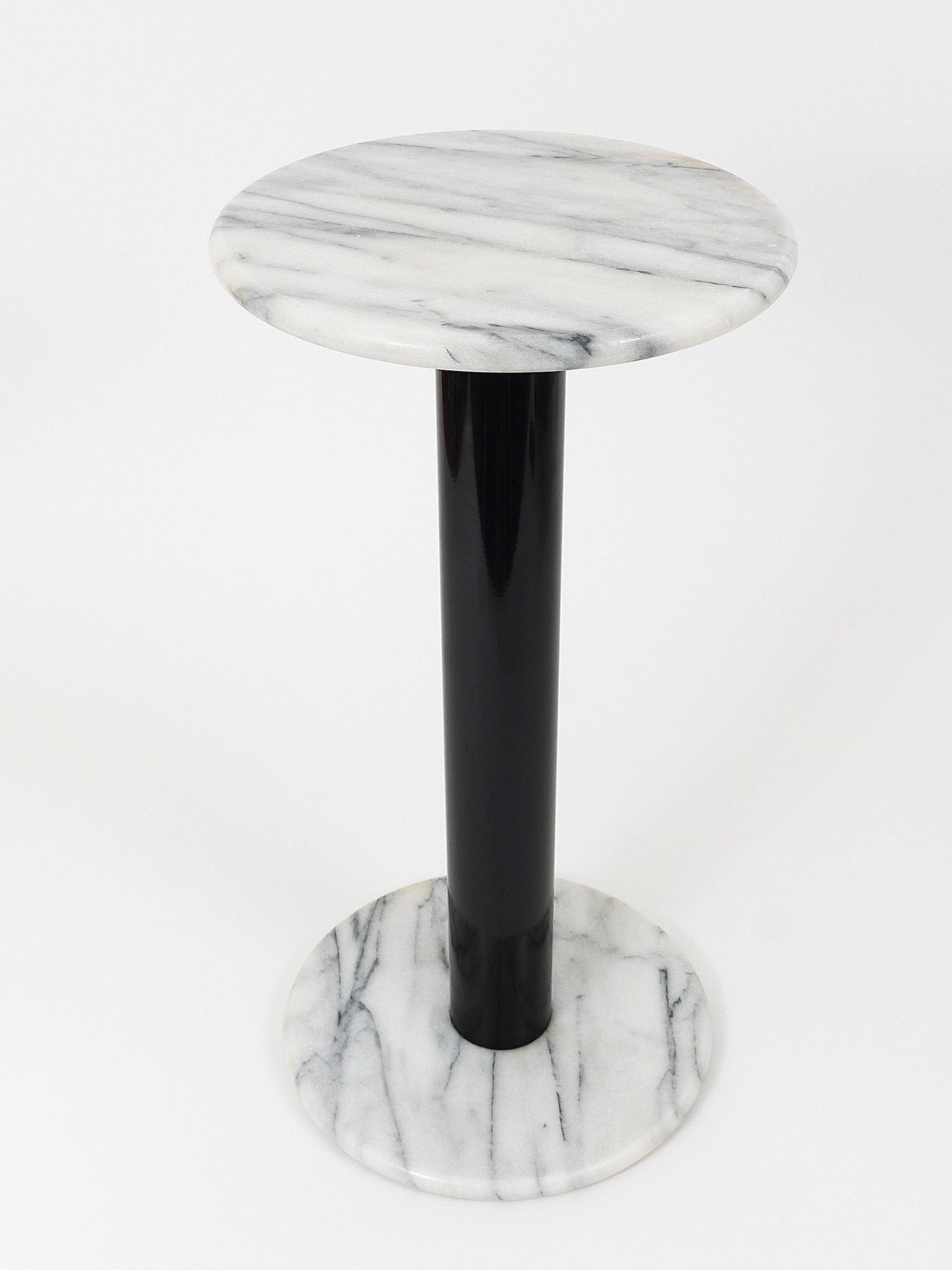 Postmodern pedestal table / plant stand in white Carrara marble, Italy, 1980s