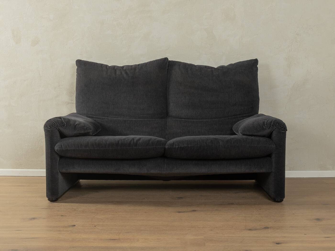 675 MARALUNGA sofa, Vico Magistretti, Cassina