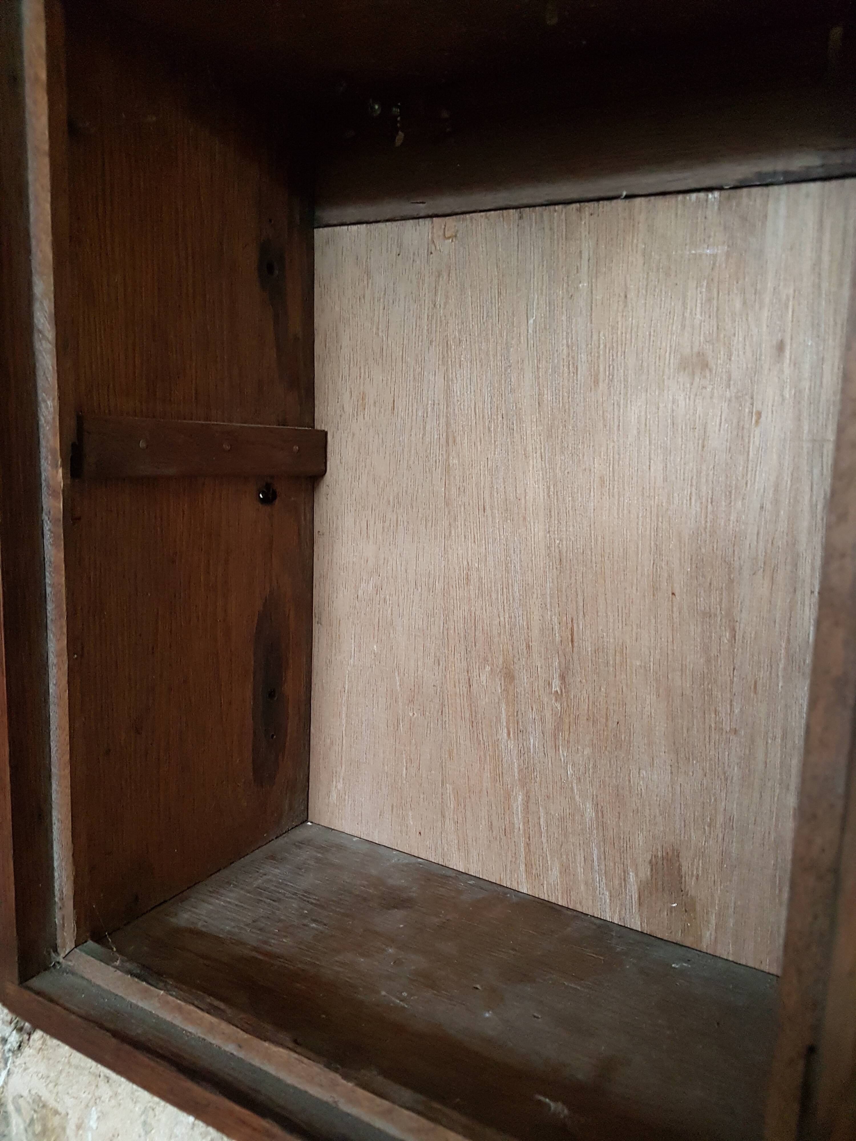 Medicine Cabinet, small closet to ask or suspend