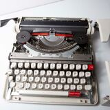 Brother Deluxe 1350 revised typewrite 1971