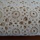 Ancien couvre lit au crochet beige fleurs 205 x 170 cm