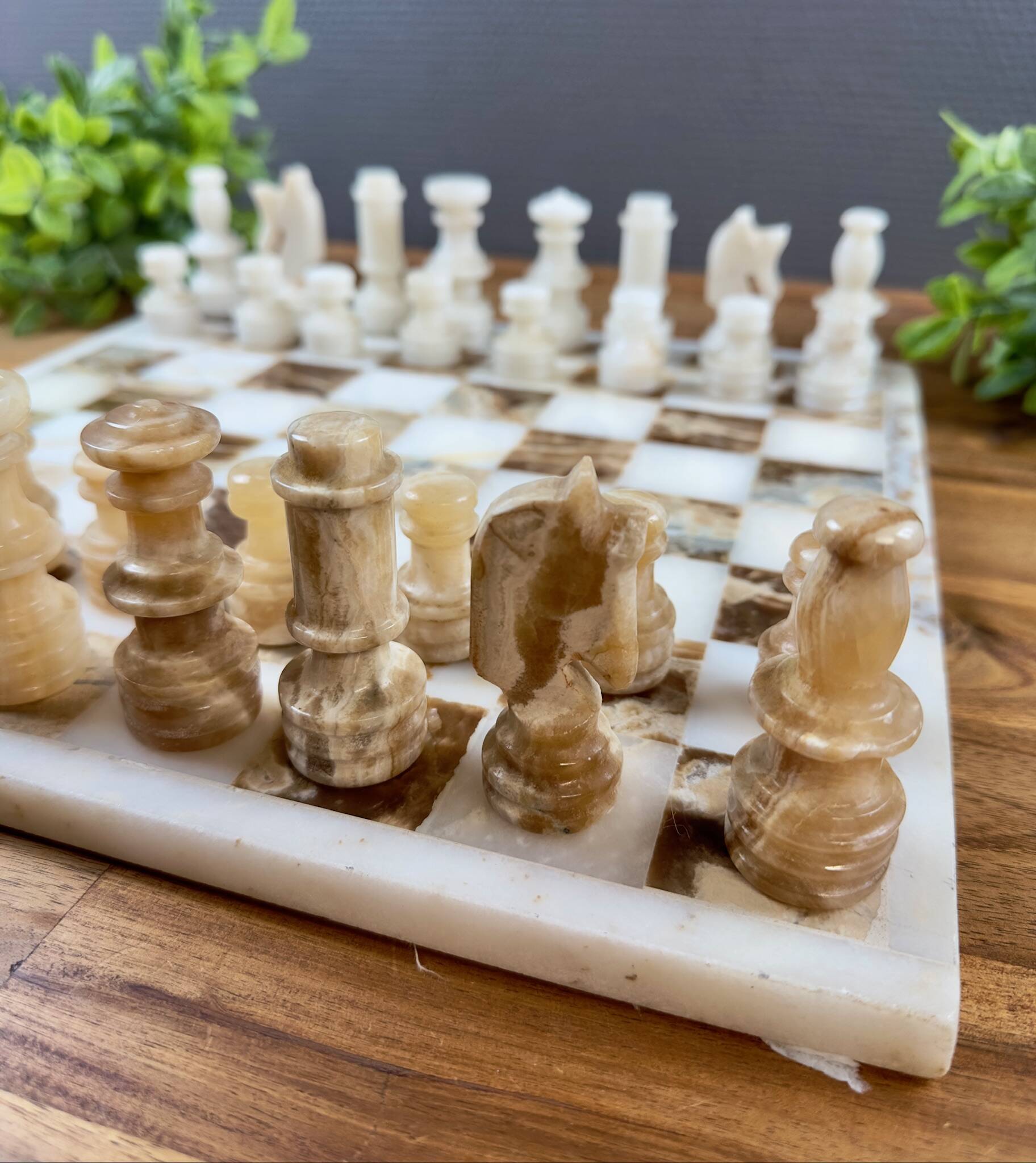 Jeu d’échecs en onyx – Plateau et pièces en pierre naturelle