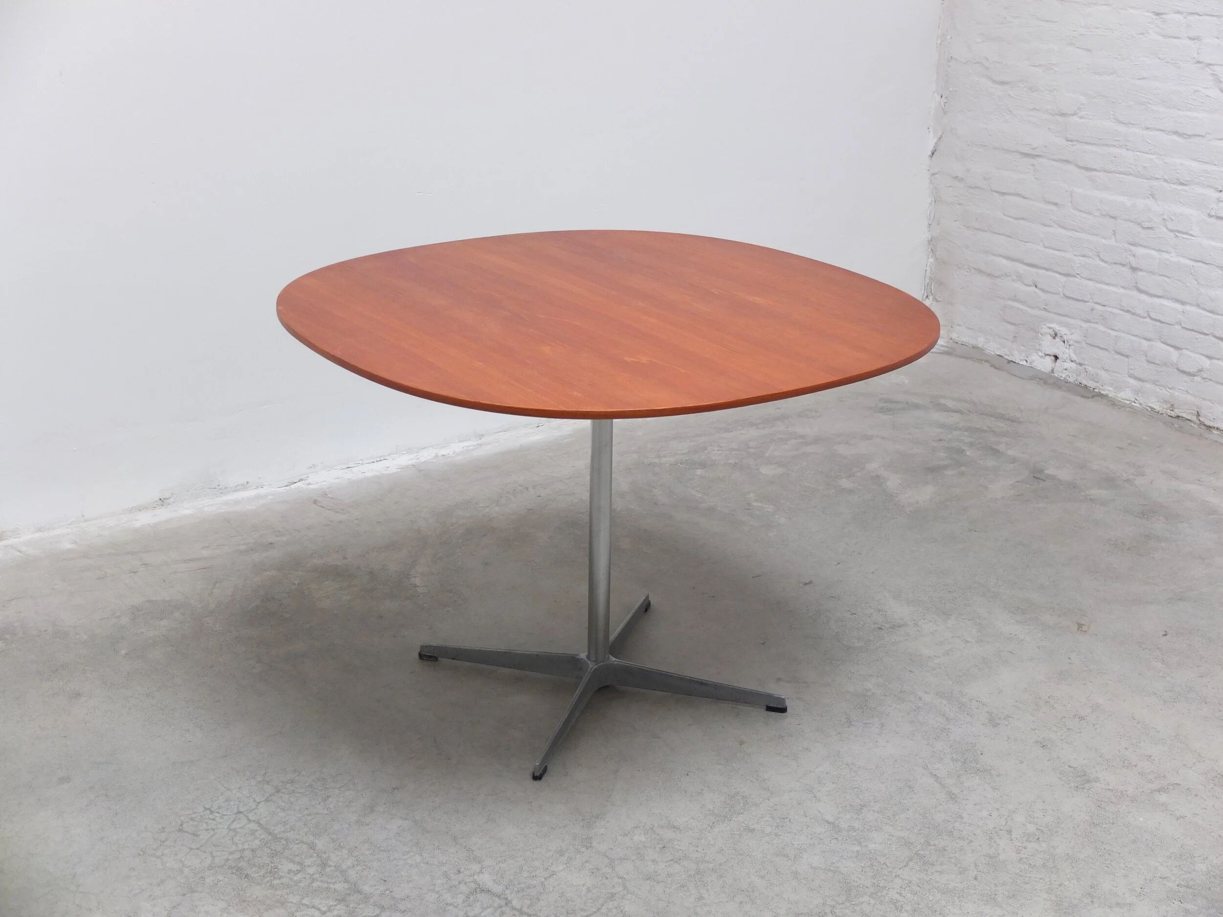 Teak 'Super-Circular' table by Piet Hein & Bruno Mathsson for Fritz Hansen, 1974