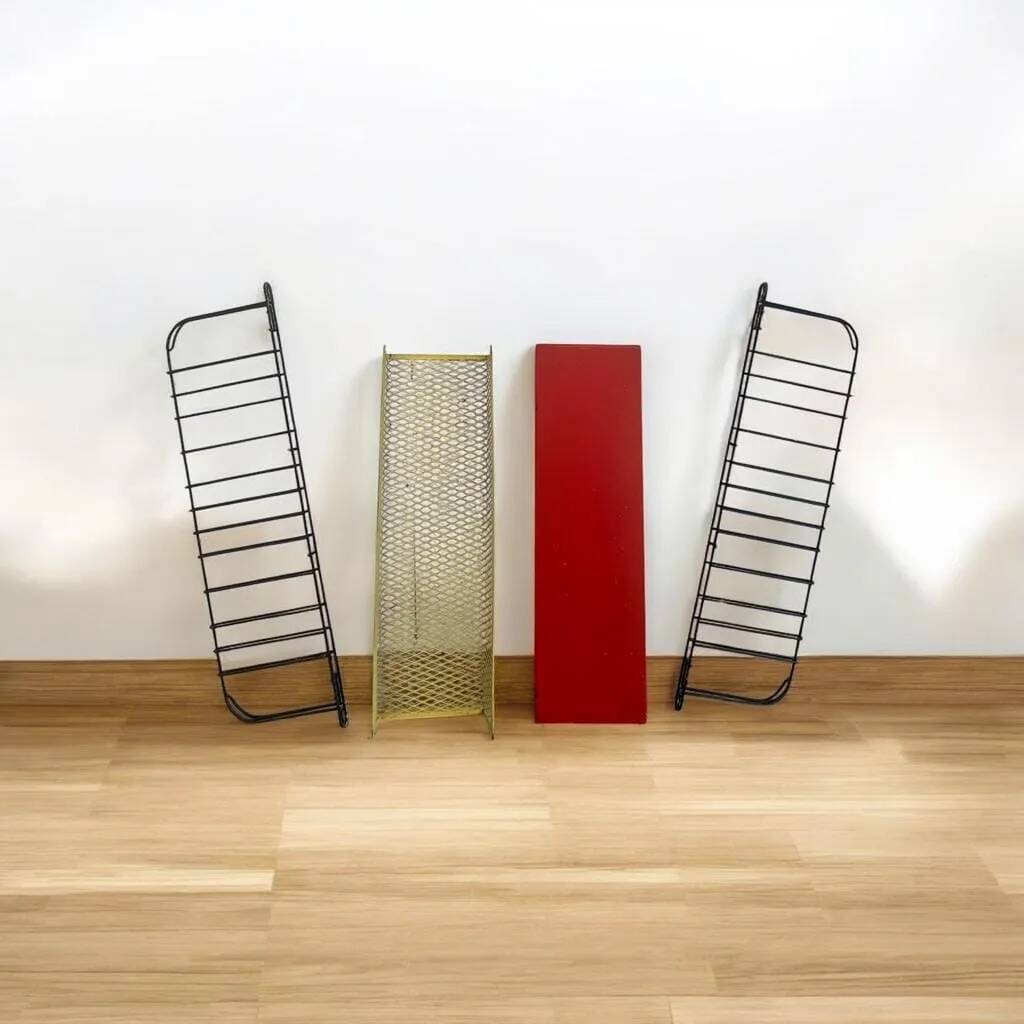Vintage wire wall mount / rack