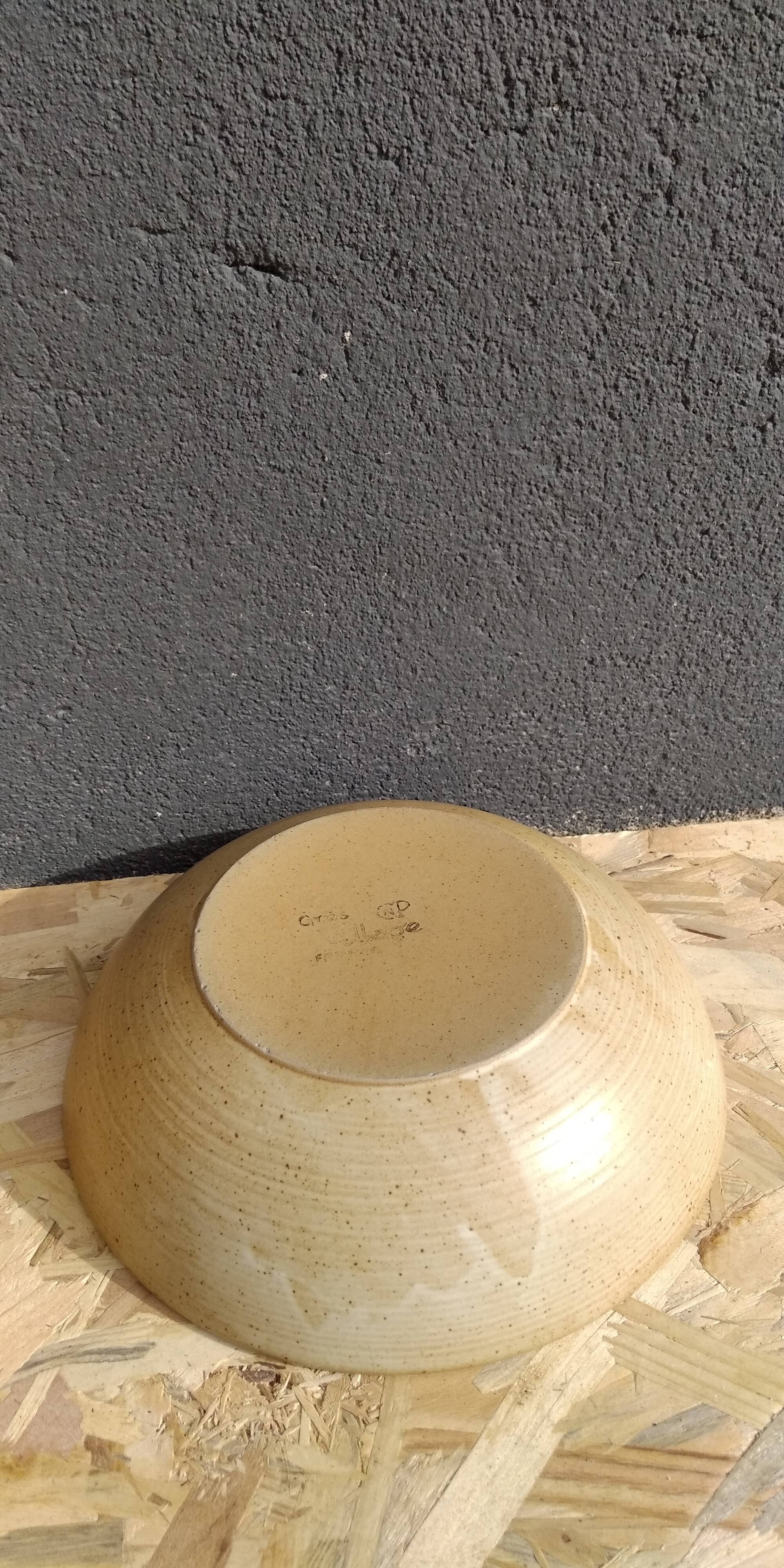 3 courses/salad bowls Grès Village France