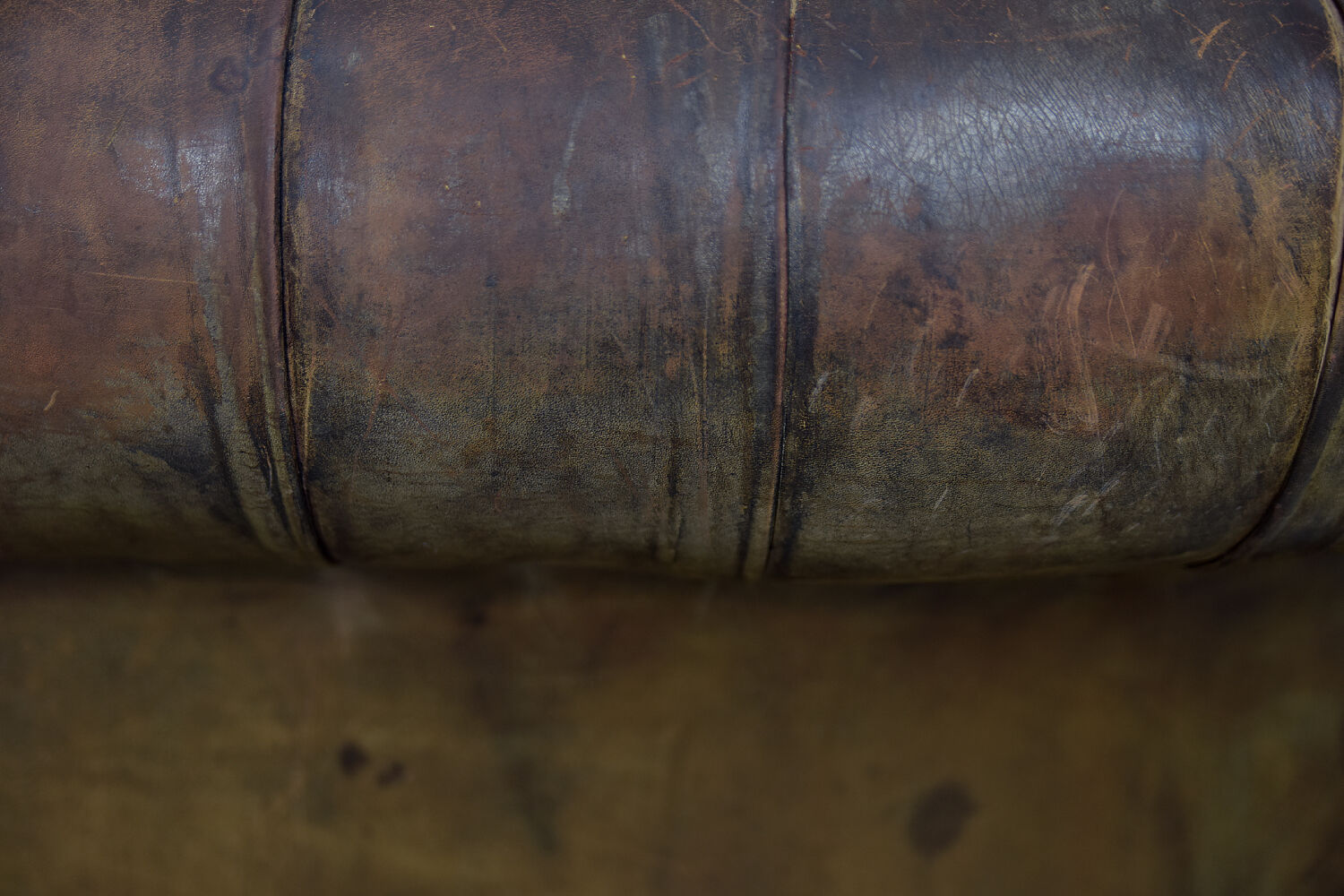 Antique brown leather chesterfield sofa, 1920s