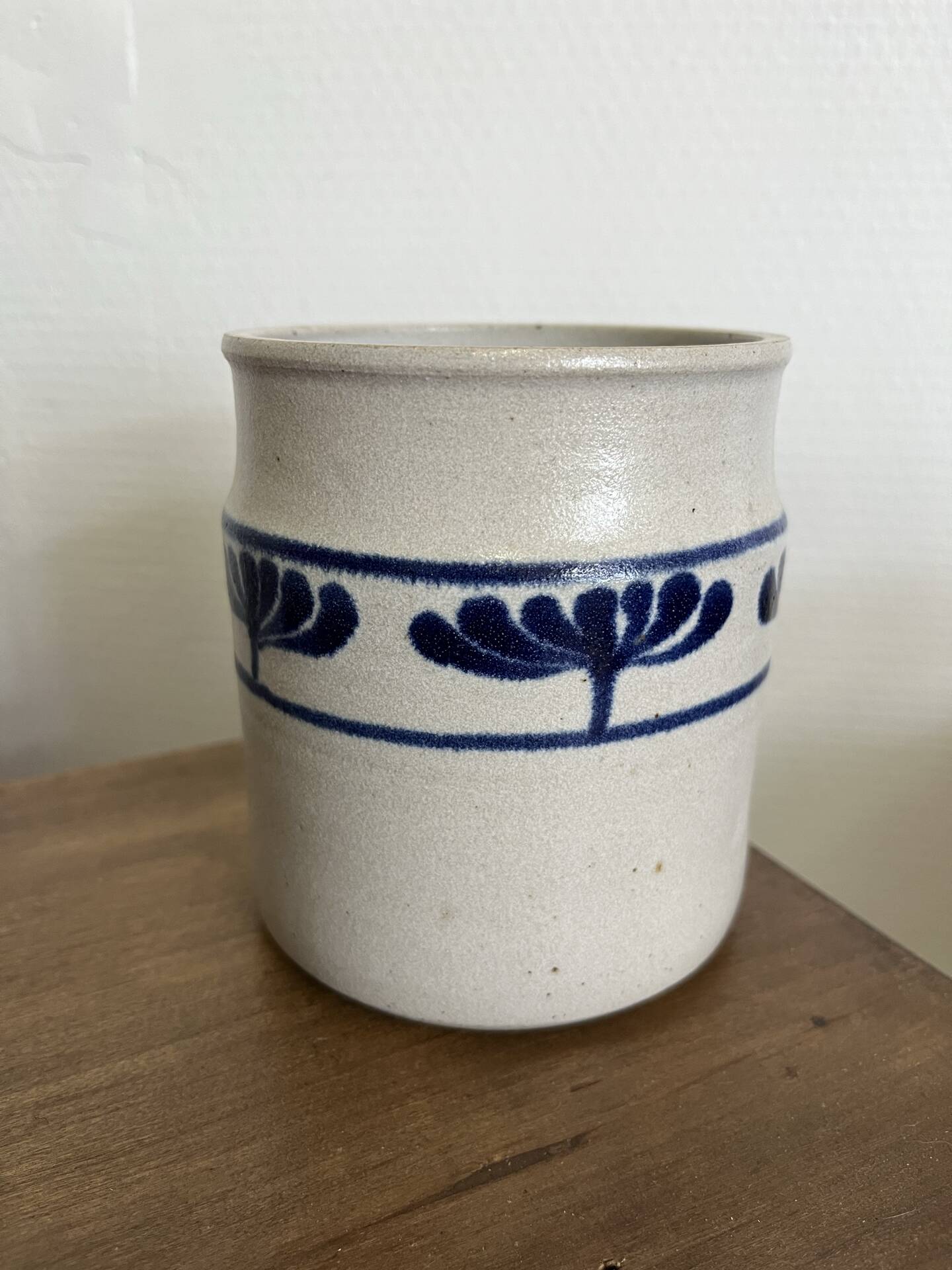 Pot grès ancien décor main Alsace