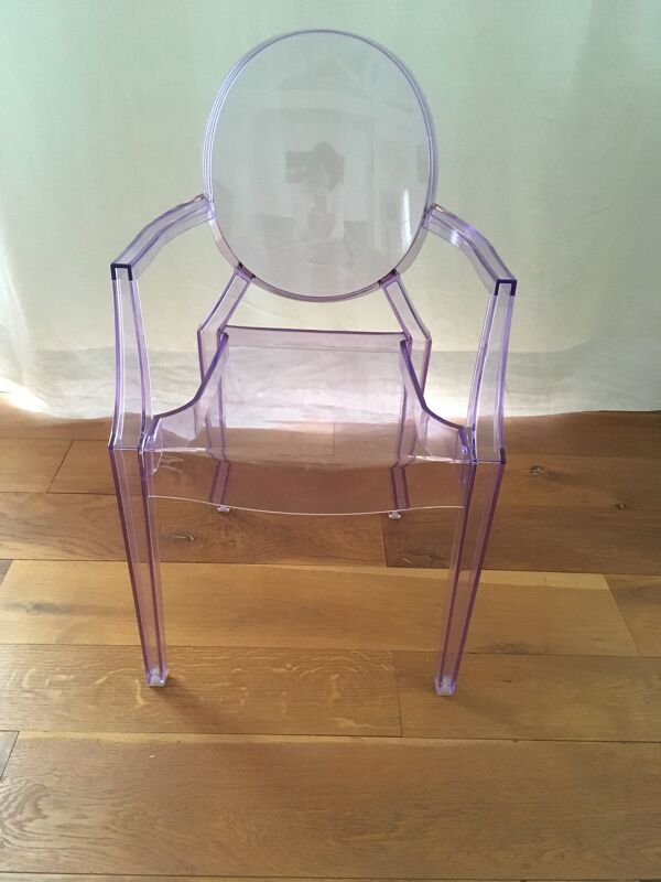 chaise enfant Lou Lou Ghost de philippe starck