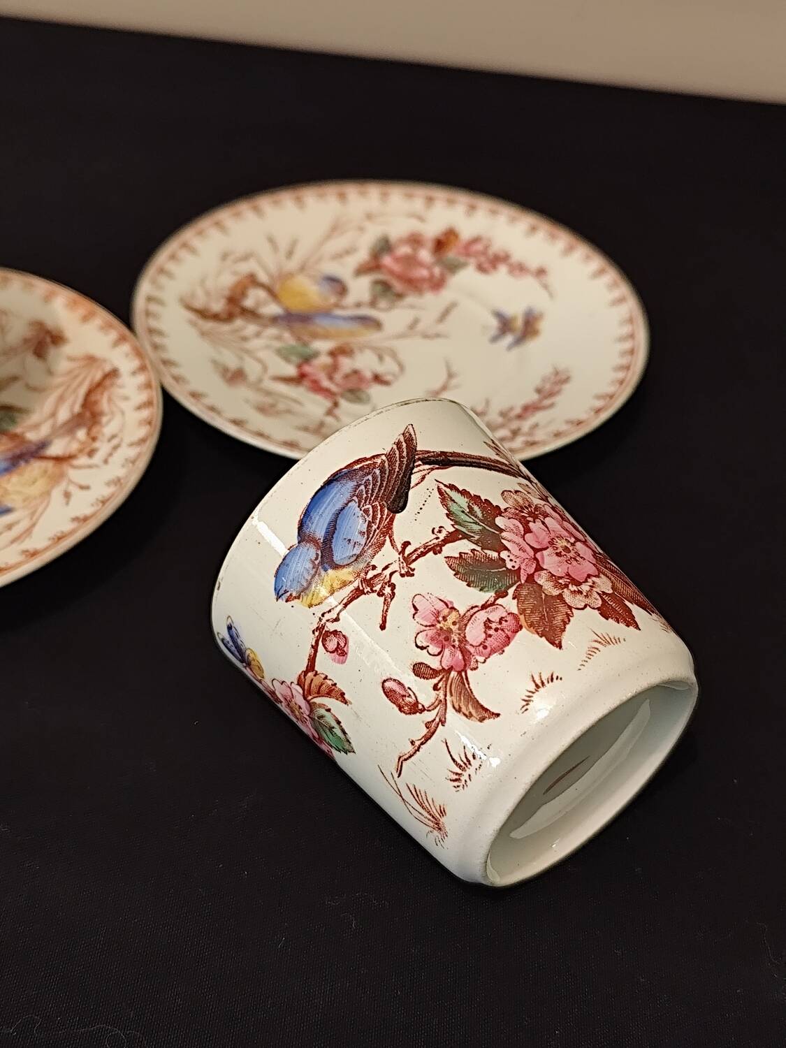 Lunéville: 2 Mésange model cups
