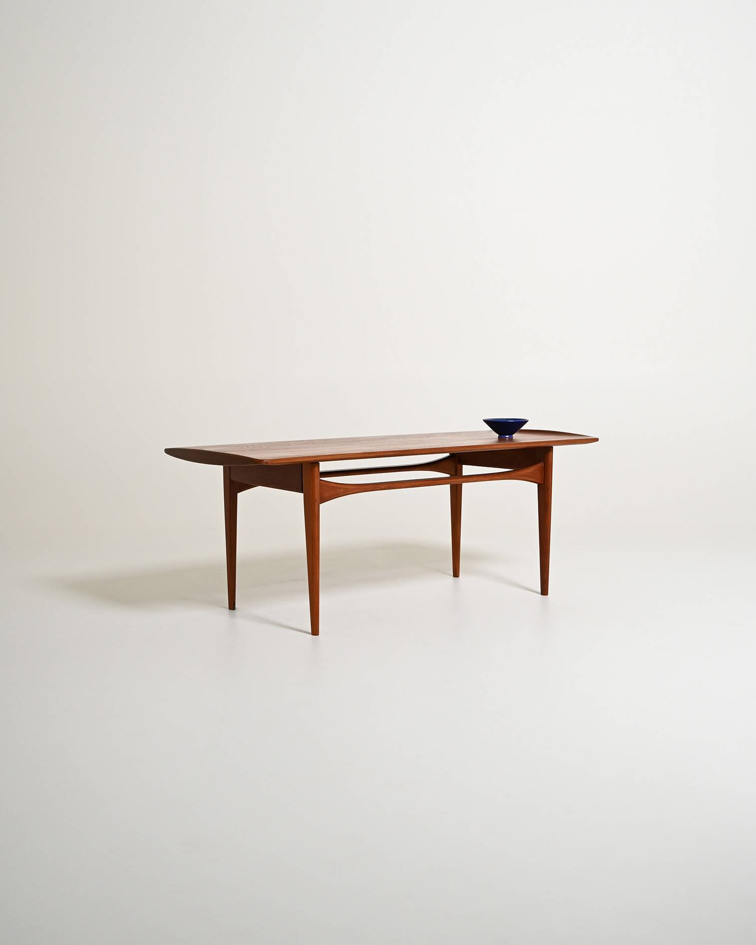 Tove & Edvard Kind-Larsen teak coffee table, Denmark, 1960s