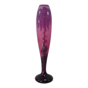 Vase art deco aux dahlias signé