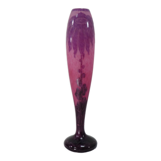 Vase art deco at dahlias signed le verre francais /schneider