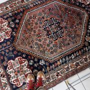 Handmade vintage Persian Shiraz rug 149cm x 208cm, 1940s