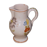 Cruche en faïence fleurie