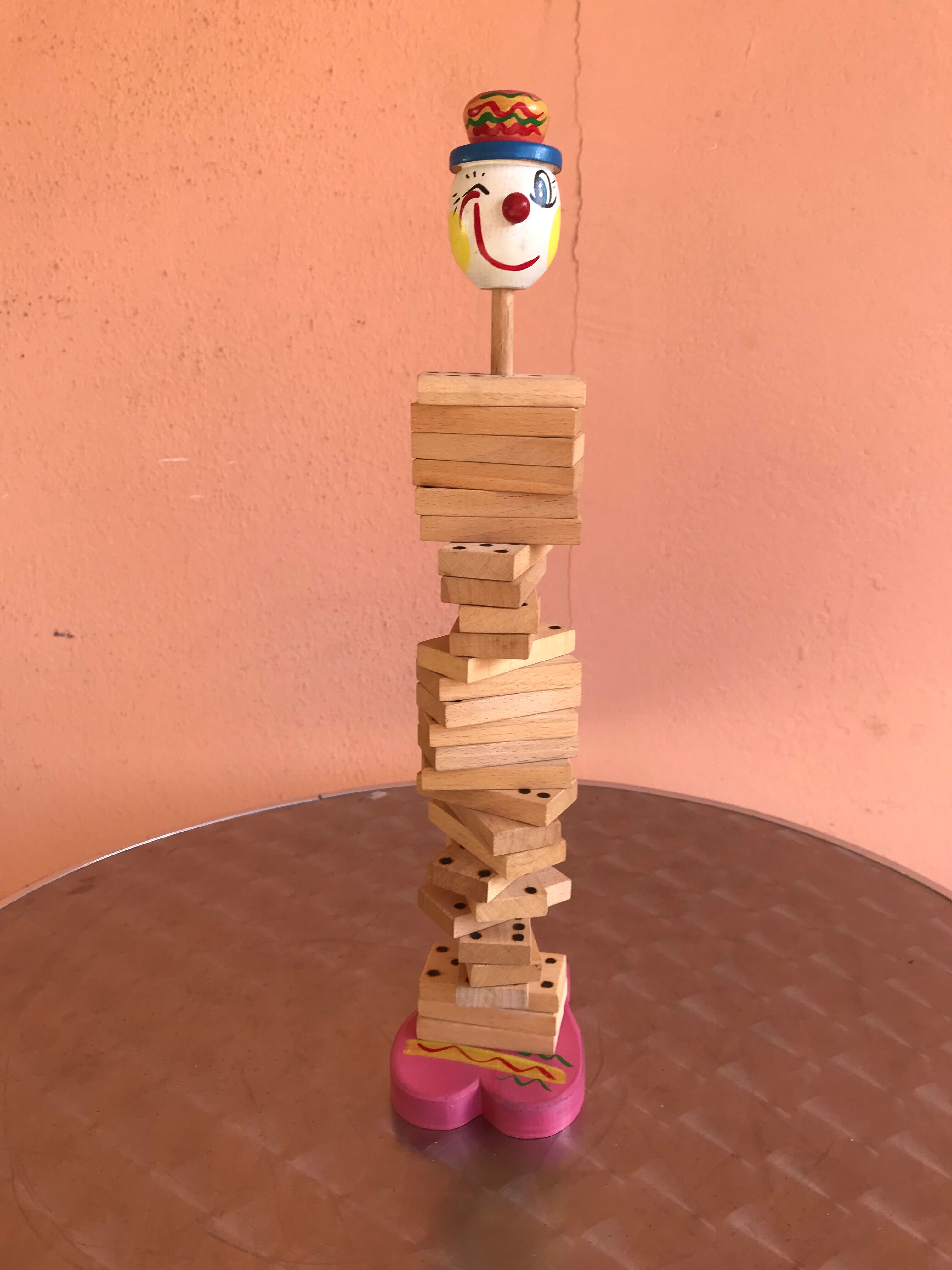 Jouet ancien jeu de dominos en bois avec personnage de clown