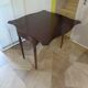 Table d’appoint extensible -Bureau-Années 80-Louis XV-teinte acajou