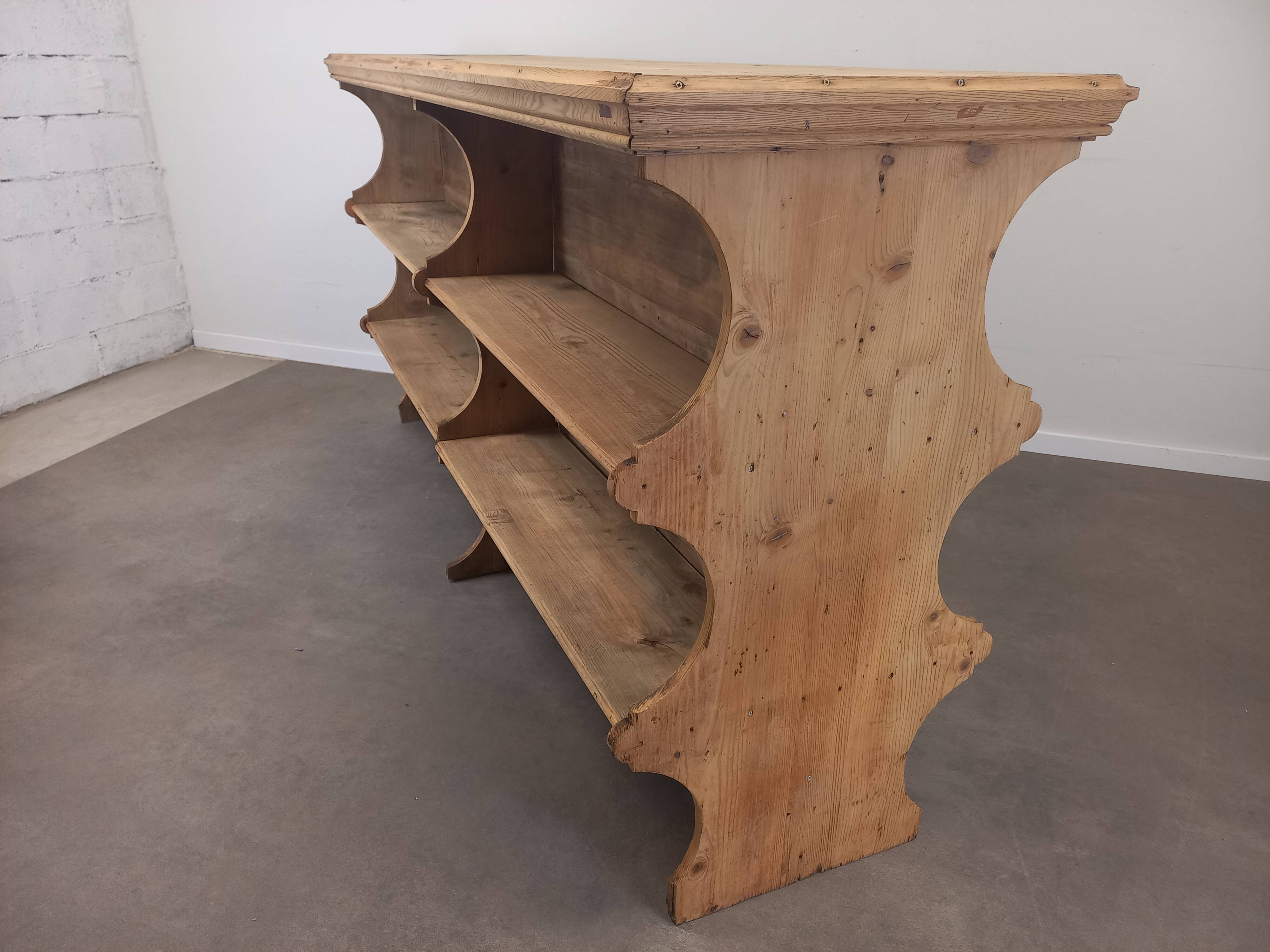 Large commercial shelf