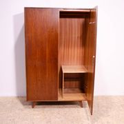 Elegant oak wardrobe U-450 by Jiří Jiroutek for Interiér Praha, 1960´s