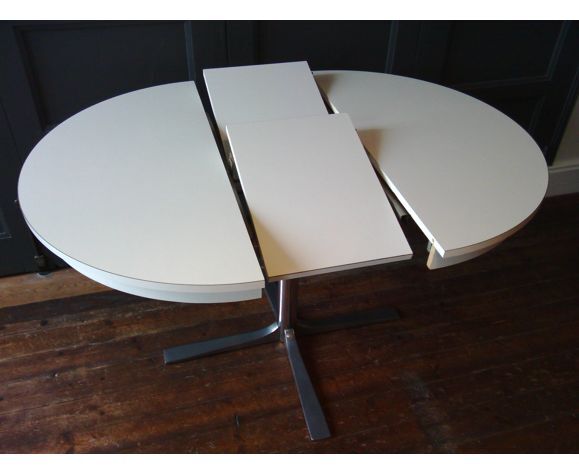 Vintage round table with extensions 1970