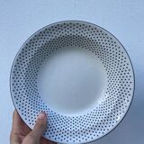 Gien service for 6 people with black polka dots: soup plates and flat plates