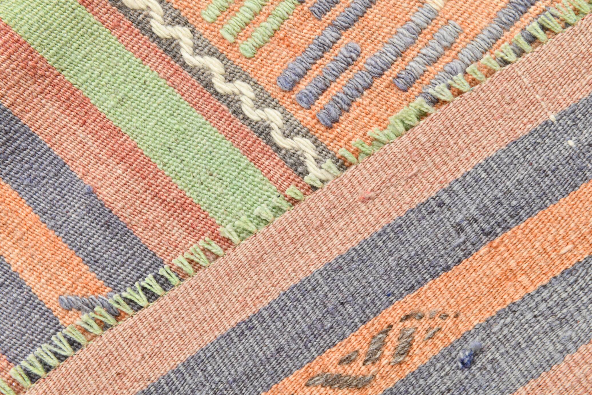 6x9 Modern Vintage Kilim Rug, 180x282Cm