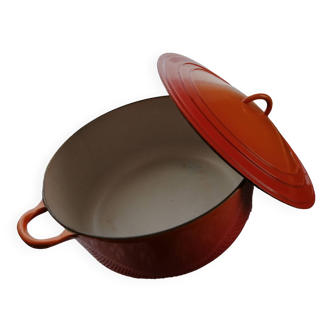 Le Creuset cast iron casserole dish